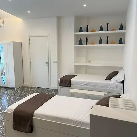 Orchidea - Center Guest house Bari